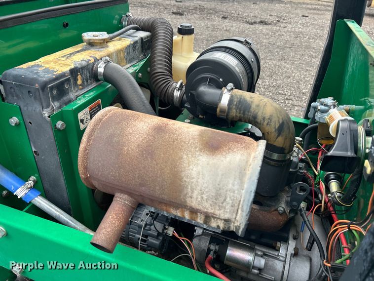 image for item EG1287 2000 Textron Frontline 728D lawn mower