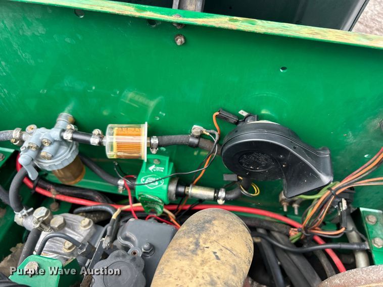 image for item EG1287 2000 Textron Frontline 728D lawn mower