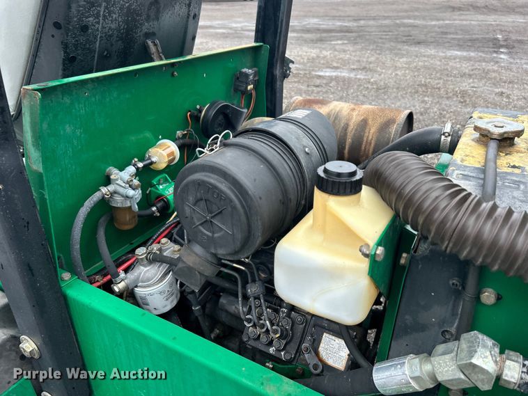 image for item EG1287 2000 Textron Frontline 728D lawn mower