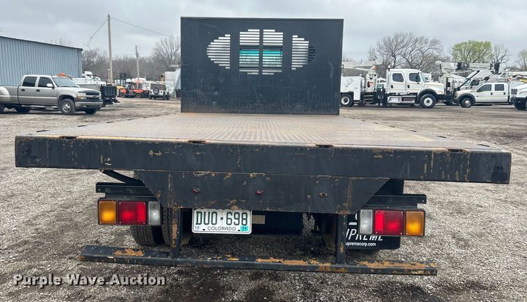 image for item EG1295 2016 Isuzu NPR flatbed truck