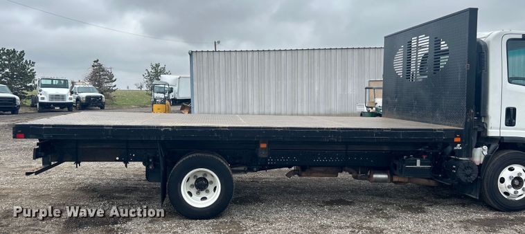 image for item EG1295 2016 Isuzu NPR flatbed truck