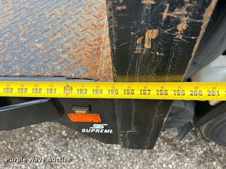 image for item EG1295 2016 Isuzu NPR flatbed truck