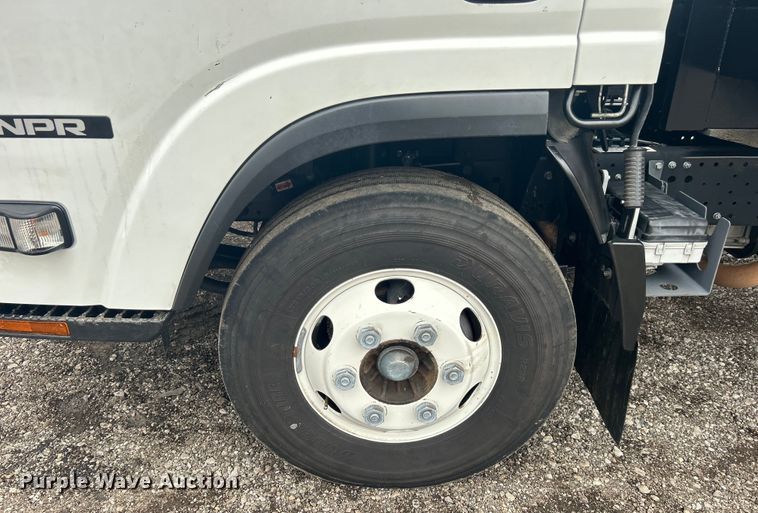 image for item EG1295 2016 Isuzu NPR flatbed truck