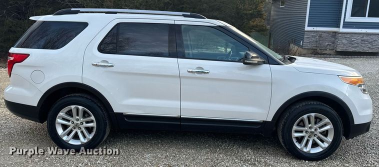 image for item EH6580 2011 Ford Explorer XLT SUV