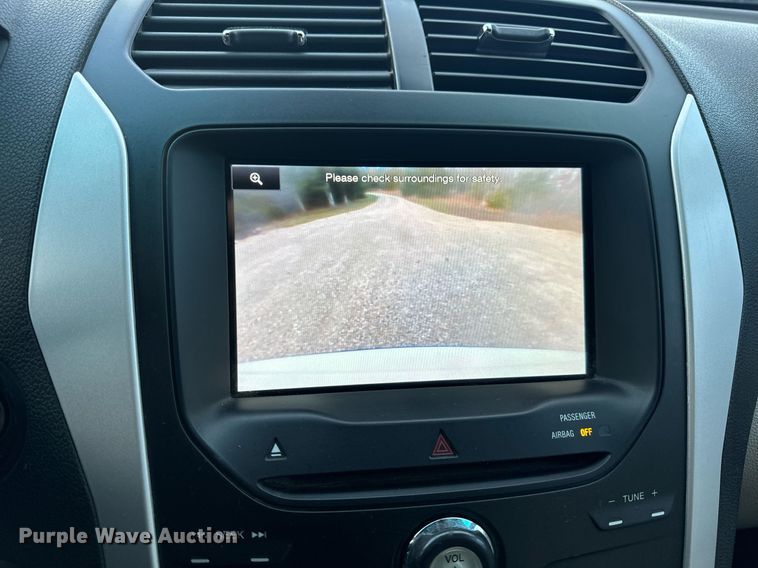 image for item EH6580 2011 Ford Explorer XLT SUV