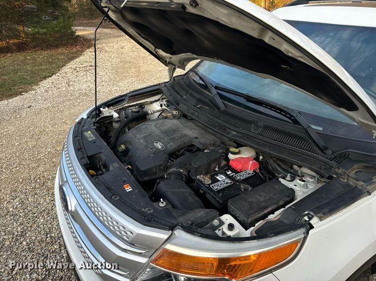 image for item EH6580 2011 Ford Explorer XLT SUV