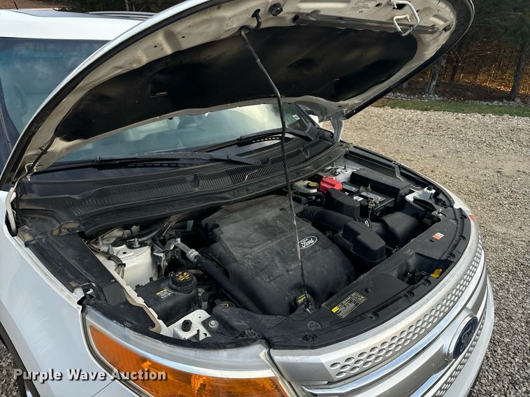 image for item EH6580 2011 Ford Explorer XLT SUV