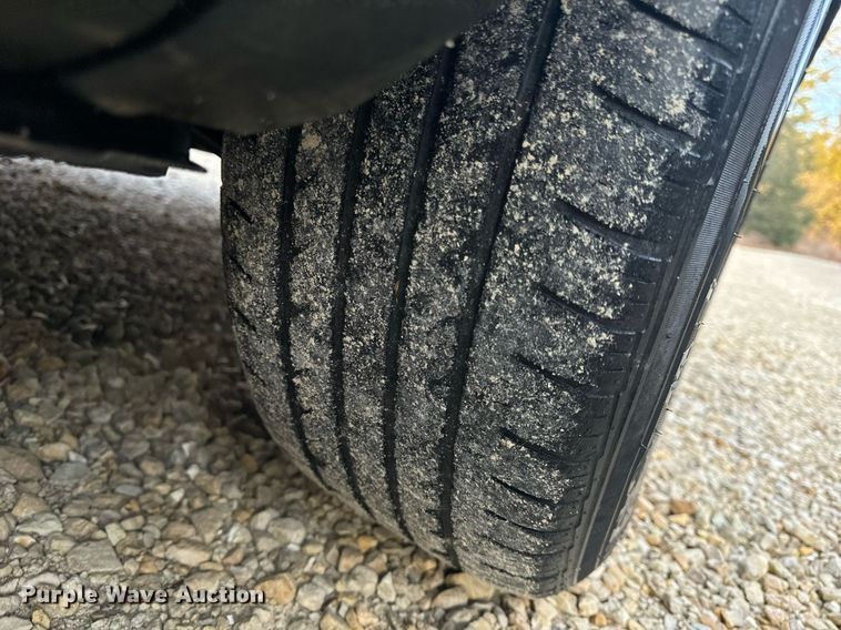 image for item EH6580 2011 Ford Explorer XLT SUV