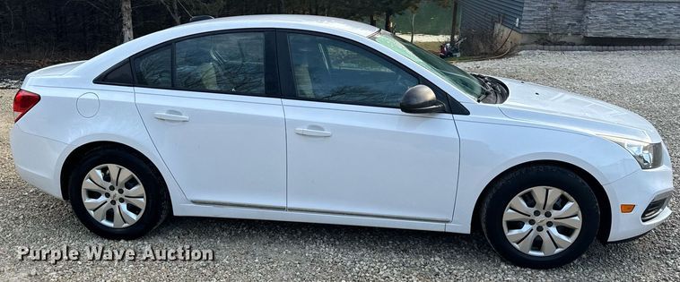 image for item EH6581 2015 Chevrolet Cruze Sedan