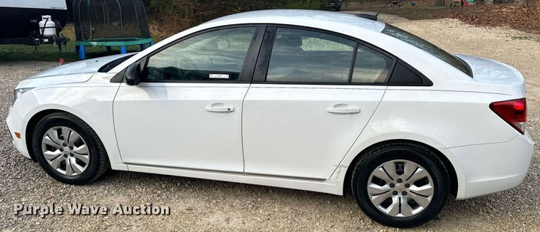 image for item EH6581 2015 Chevrolet Cruze Sedan