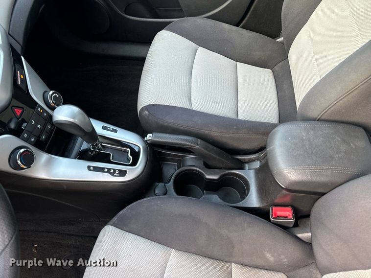 image for item EH6581 2015 Chevrolet Cruze Sedan