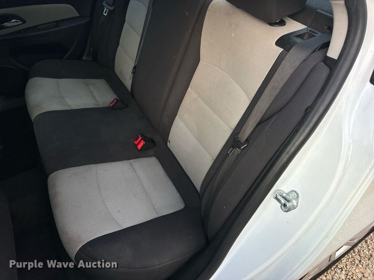 image for item EH6581 2015 Chevrolet Cruze Sedan