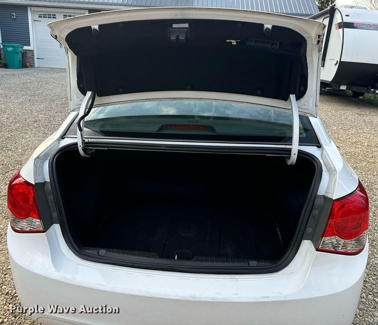 image for item EH6581 2015 Chevrolet Cruze Sedan