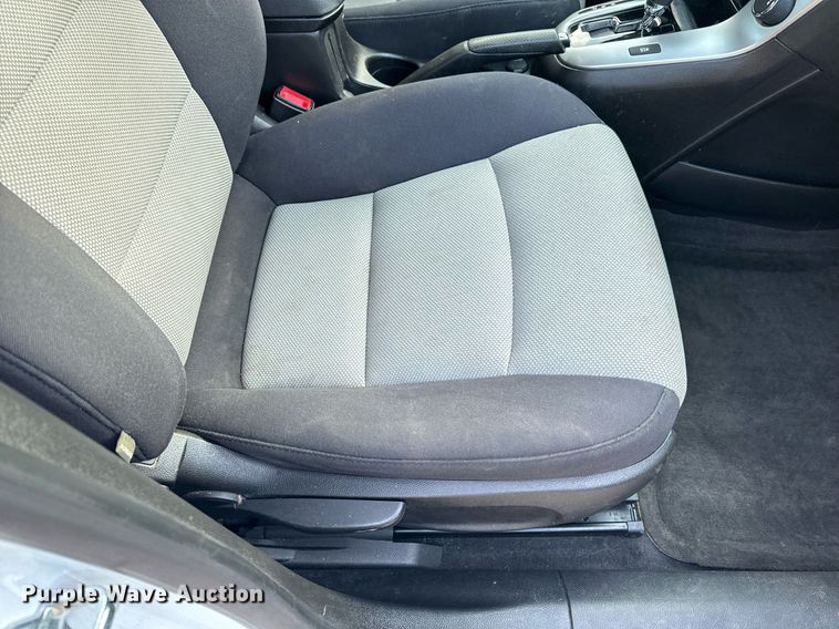 image for item EH6581 2015 Chevrolet Cruze Sedan