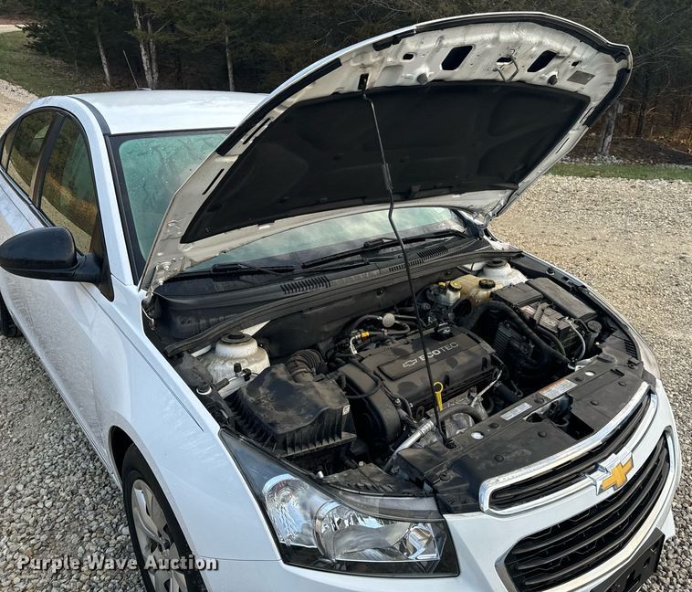 image for item EH6581 2015 Chevrolet Cruze Sedan