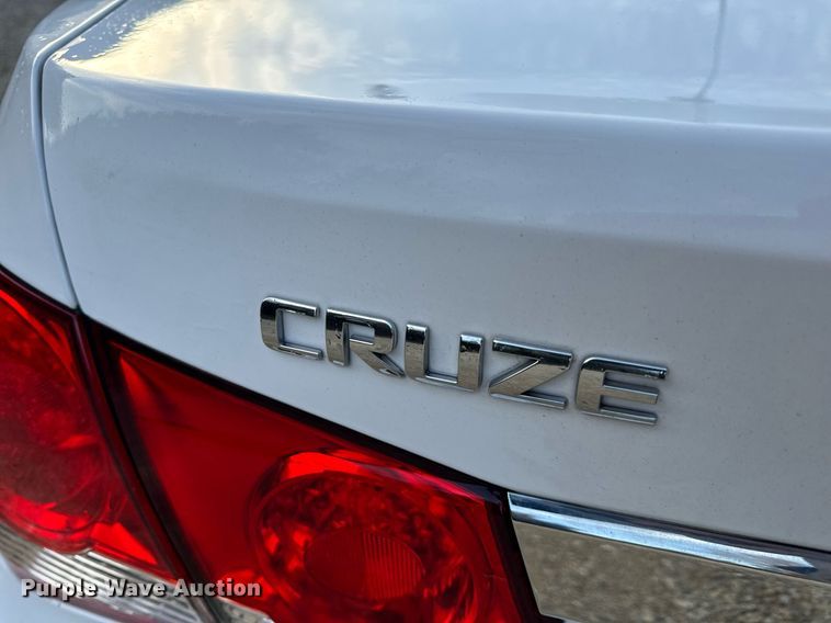 image for item EH6581 2015 Chevrolet Cruze Sedan