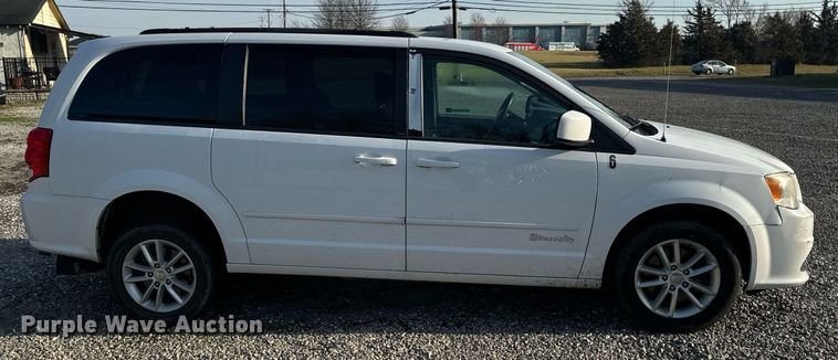 image for item EH6587 2014 Dodge Grand Caravan SXT handicap accessible van