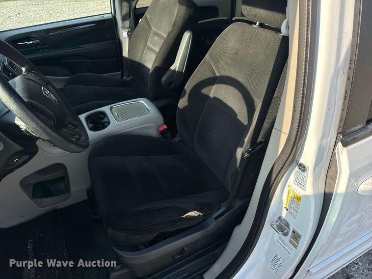 image for item EH6587 2014 Dodge Grand Caravan SXT handicap accessible van