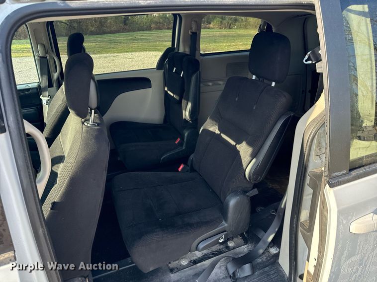 image for item EH6587 2014 Dodge Grand Caravan SXT handicap accessible van