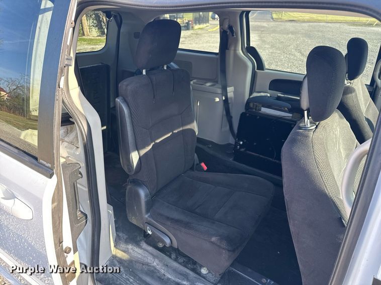 image for item EH6587 2014 Dodge Grand Caravan SXT handicap accessible van