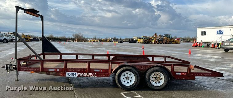 image for item EH6592 2003 Maxwell Deluxe utility trailer
