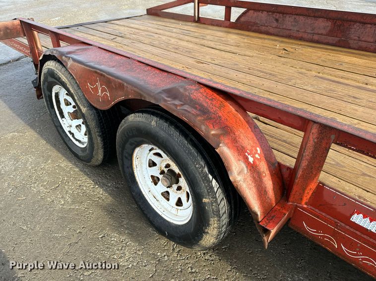 image for item EH6592 2003 Maxwell Deluxe utility trailer