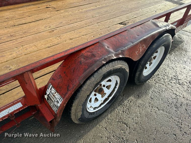 image for item EH6592 2003 Maxwell Deluxe utility trailer