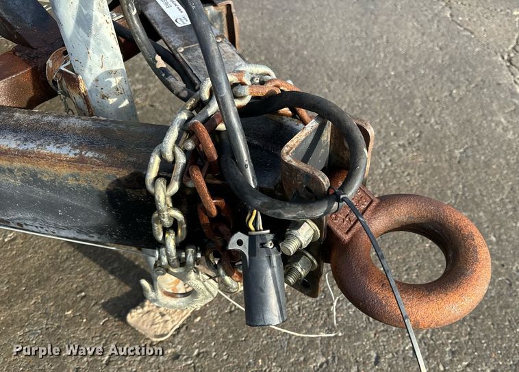 image for item EH6592 2003 Maxwell Deluxe utility trailer