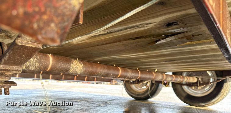 image for item EH6592 2003 Maxwell Deluxe utility trailer