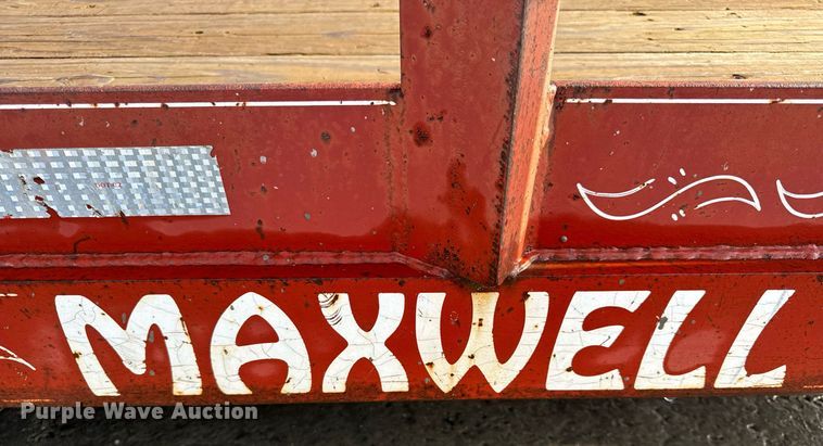 image for item EH6592 2003 Maxwell Deluxe utility trailer
