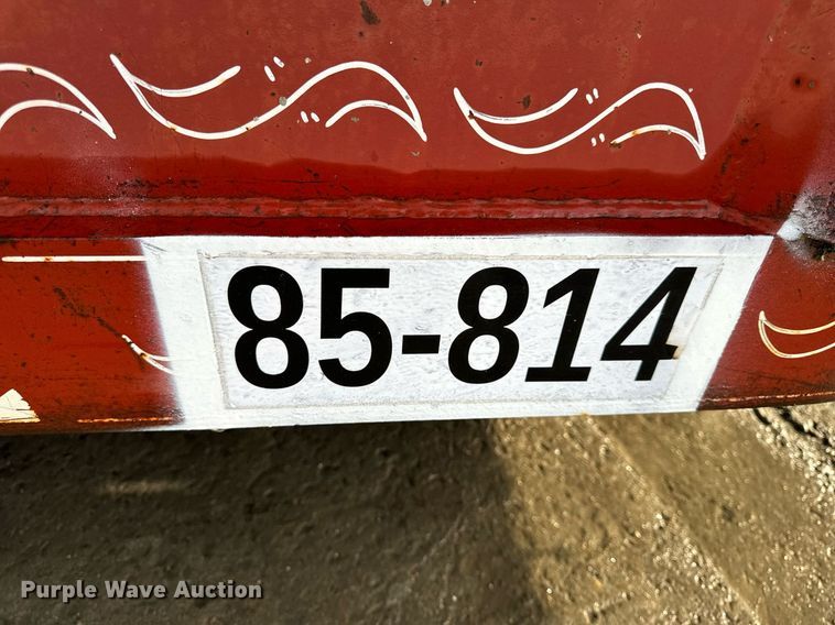 image for item EH6592 2003 Maxwell Deluxe utility trailer