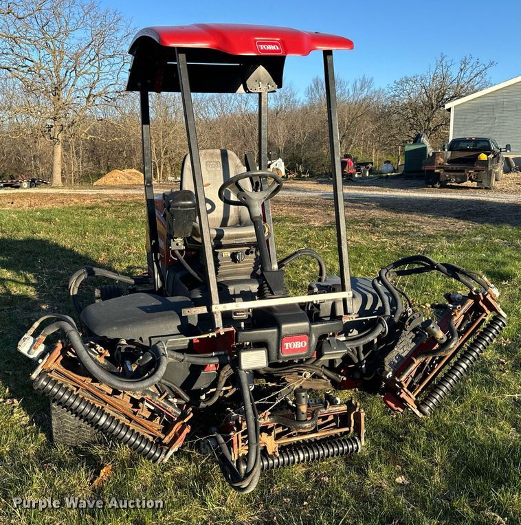 image for item EH6595 Toro ReelMaster 5210 reel mower