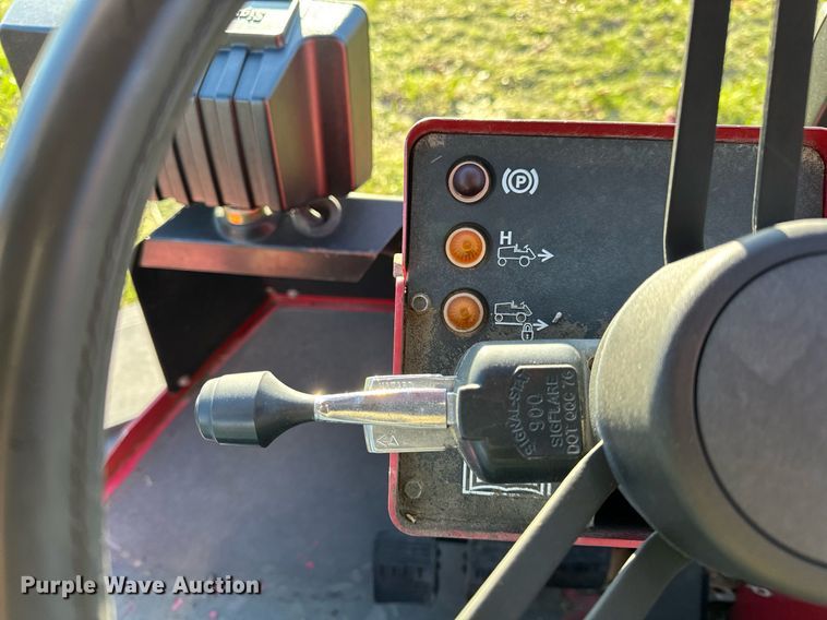 image for item EH6596 Toro Groundsmaster 580D lawn mower