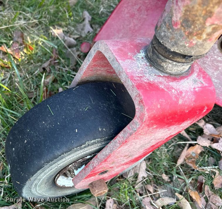 image for item EH6596 Toro Groundsmaster 580D lawn mower