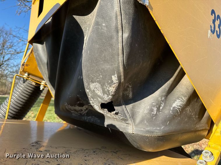 image for item EH6597 Hustler 3200 lawn mower