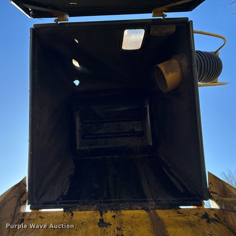 image for item EH6597 Hustler 3200 lawn mower