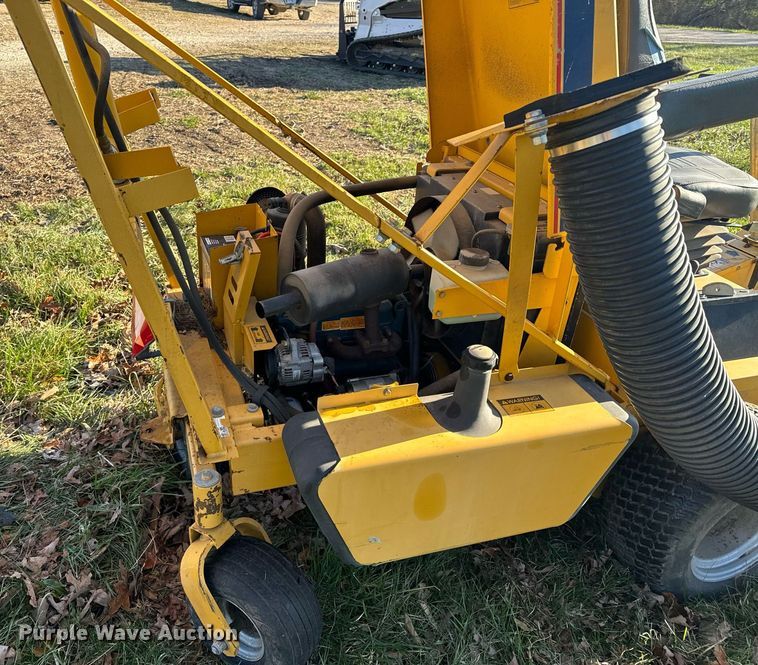 image for item EH6597 Hustler 3200 lawn mower