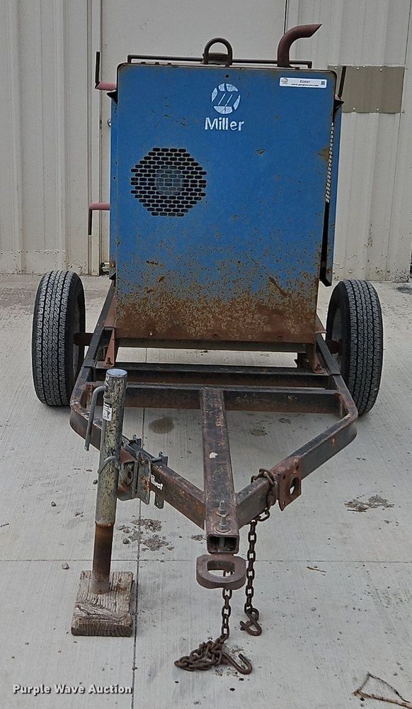image for item EI3597 Miller Big Blue 400D welder