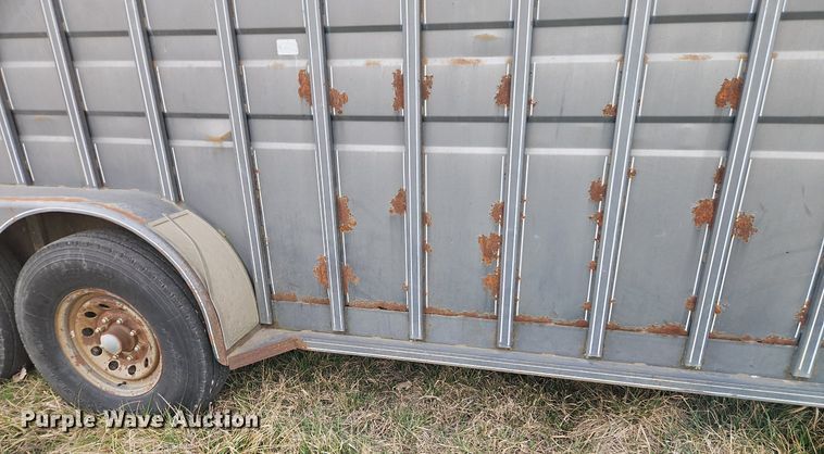 image for item EI3603 1992 Titan livestock trailer