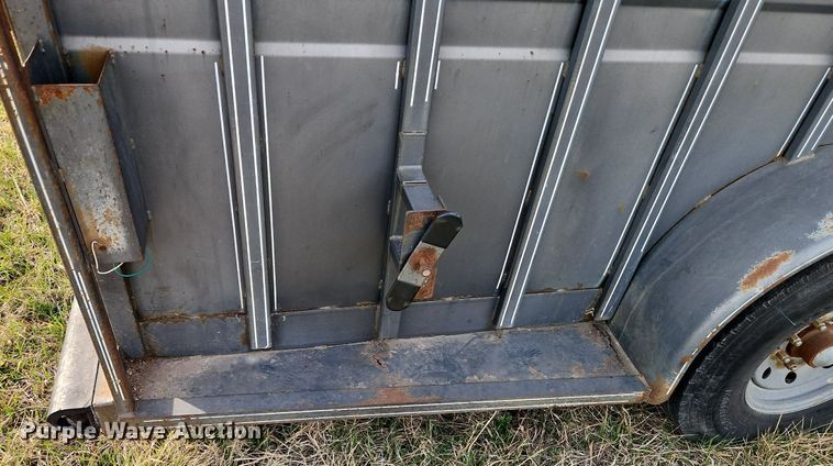 image for item EI3603 1992 Titan livestock trailer