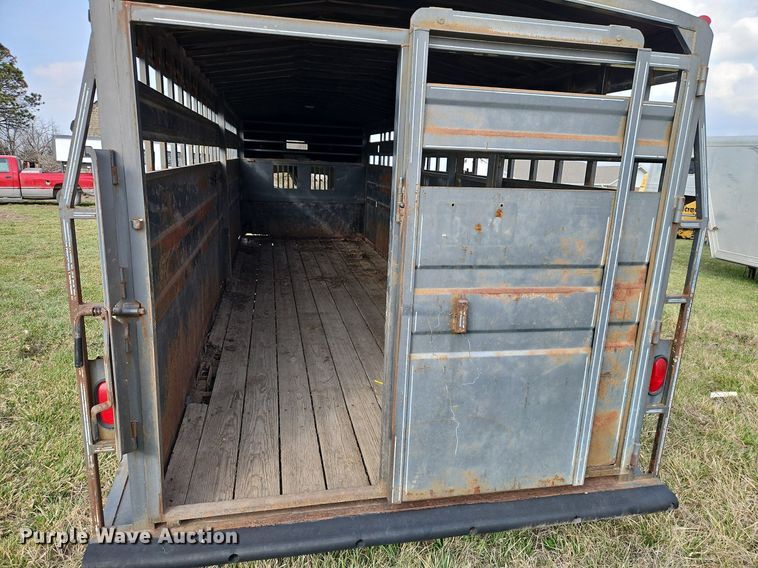 image for item EI3603 1992 Titan livestock trailer