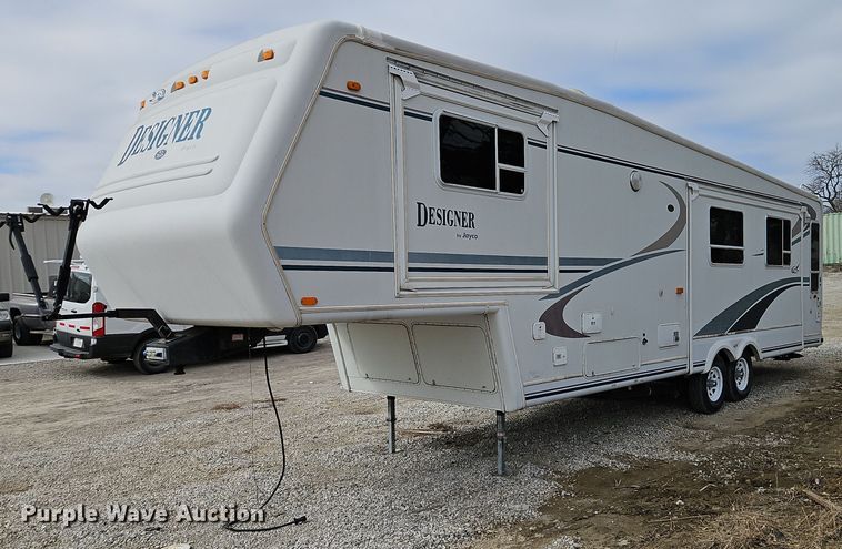 image for item EI3604 2000 Jayco 3310 RLS Designer camper