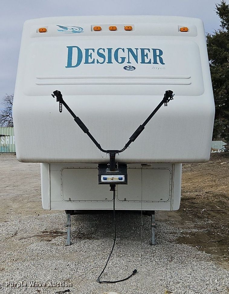 image for item EI3604 2000 Jayco 3310 RLS Designer camper