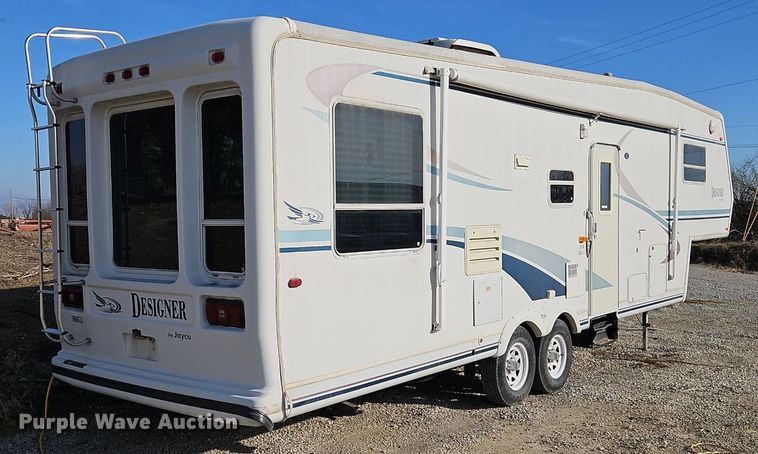 image for item EI3604 2000 Jayco 3310 RLS Designer camper