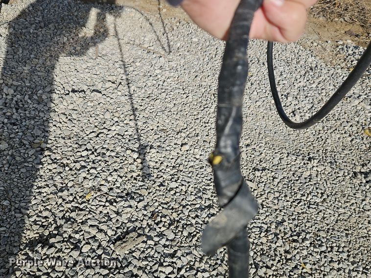 image for item EI3604 2000 Jayco 3310 RLS Designer camper