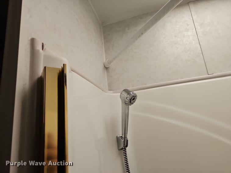 image for item EI3604 2000 Jayco 3310 RLS Designer camper