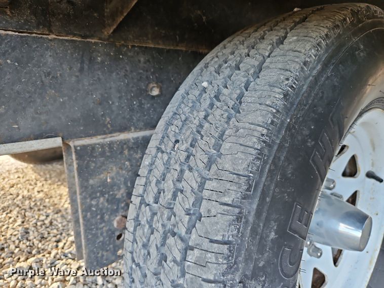 image for item EI3604 2000 Jayco 3310 RLS Designer camper