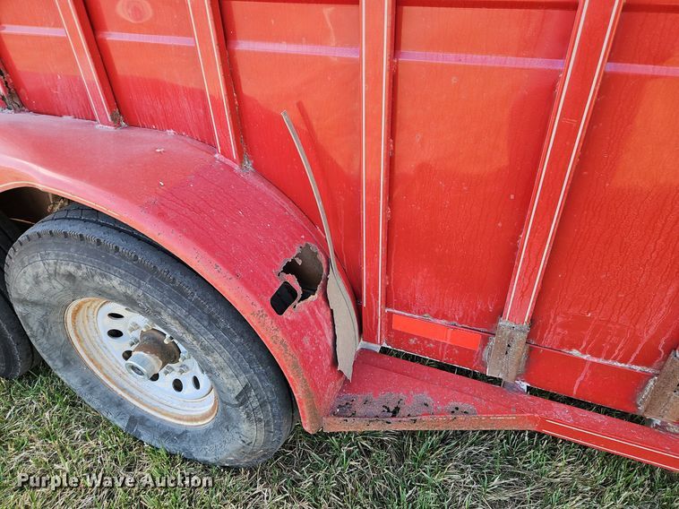 image for item EI3606 1999 Titan livestock trailer