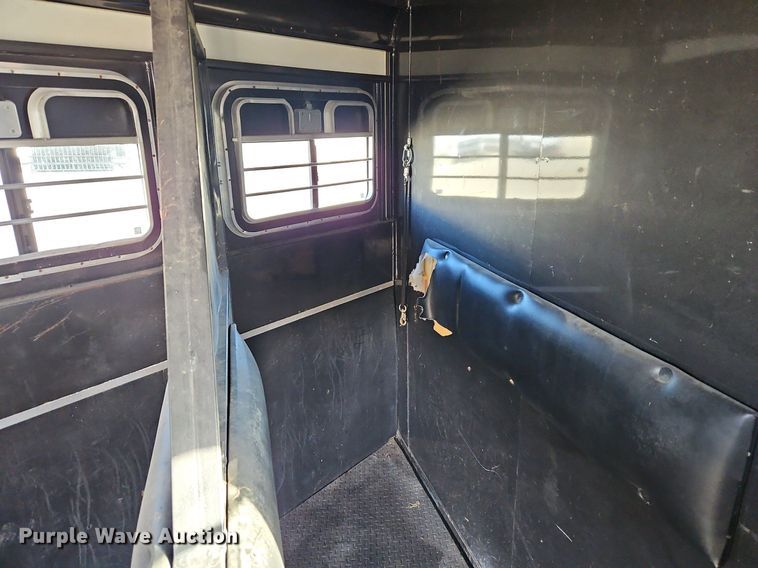 image for item EI3616 1996 Diamond D livestock trailer