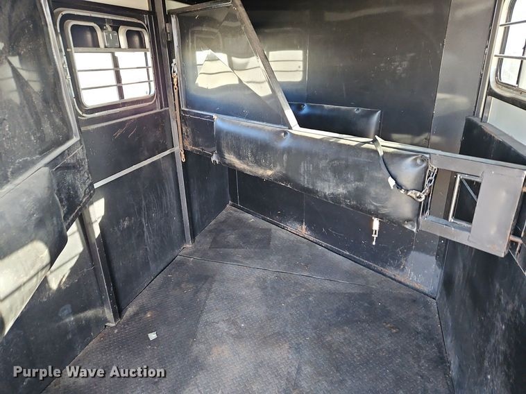 image for item EI3616 1996 Diamond D livestock trailer